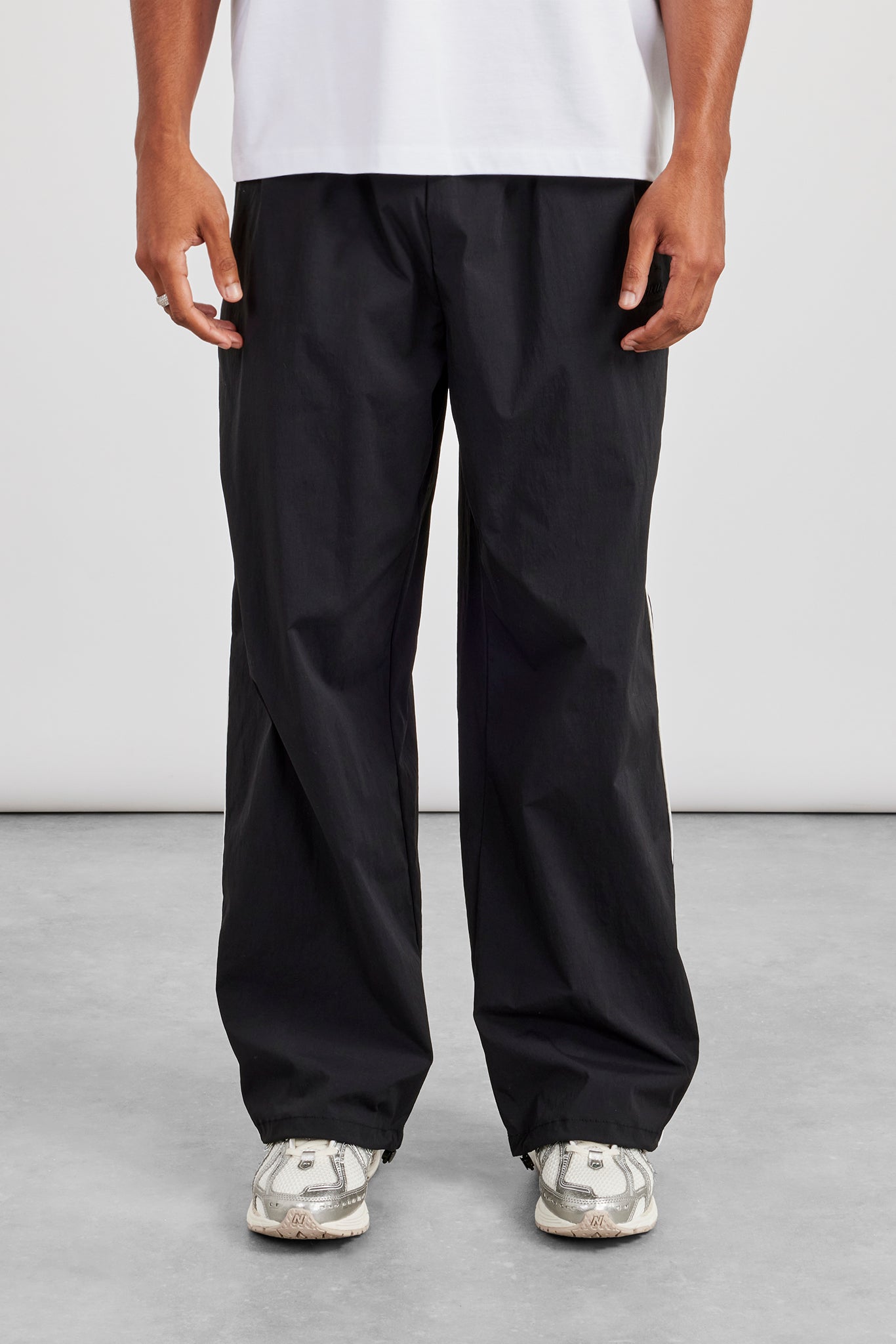 Nylon Piping Cargo Trouser - Black